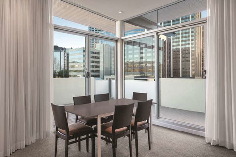 Adina Apartment Hotel Perth - Dalby Accommodation 13