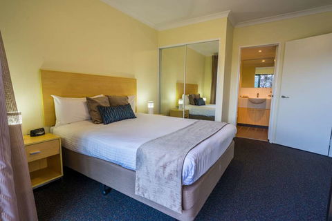 Perth Ascot Central Apartment Hotel - Dalby Accommodation 1
