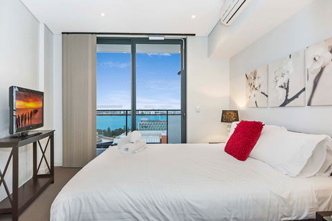 Astra Apartments Perth - Dalby Accommodation 12
