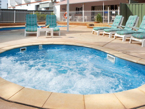 Novotel Darwin Atrium - Dalby Accommodation 9