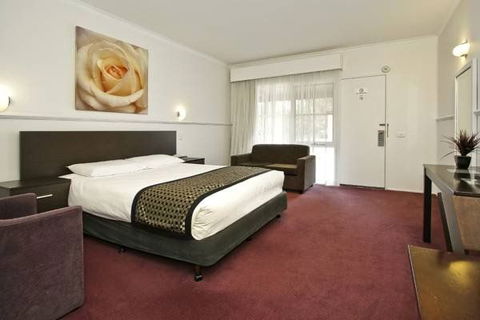 Rowville International Hotel - Dalby Accommodation 2