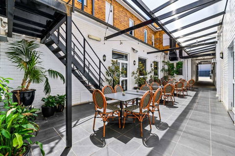 CH Boutique Hotel - Dalby Accommodation 2
