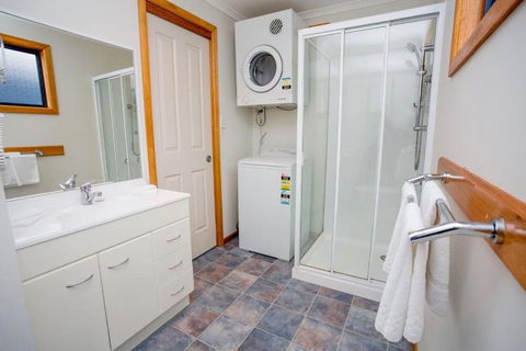 Discovery Parks Hobart - Dalby Accommodation 2