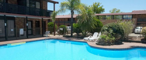 Maclin Lodge - Dalby Accommodation 1