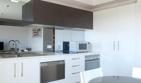 Abode Tuggeranong - Dalby Accommodation 1