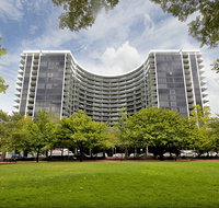 Astra Canberra Manhattan - Dalby Accommodation