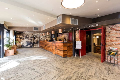 The Old Woolstore Apartment Hotel - Dalby Accommodation 2