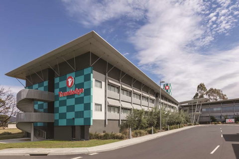 Travelodge Hobart Airport - Dalby Accommodation 1