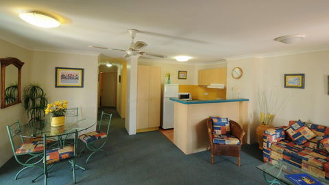 Aruba Beach Resort - Dalby Accommodation 1