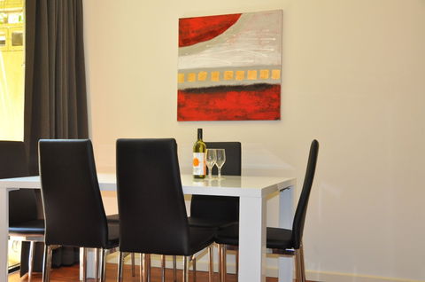RNR Apartments, Adelaide - Dalby Accommodation 2