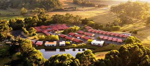 Tall Timbers - Dalby Accommodation 0