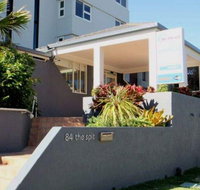 84 The Spit Holiday Apartments - Dalby Accommodation
