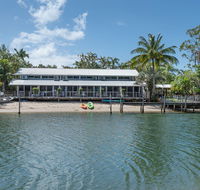 Caribbean Noosa - Dalby Accommodation