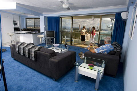 Gemini Court Holiday Apartments - Dalby Accommodation 3