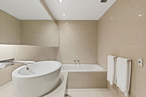 Astra Jasper - Dalby Accommodation 9