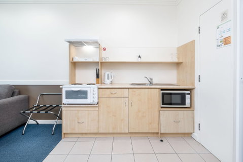 Hawkesbury Race Club Motel - Dalby Accommodation 6