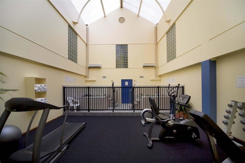 Capital Executive Apt Hotel Canberra - Dalby Accommodation 8
