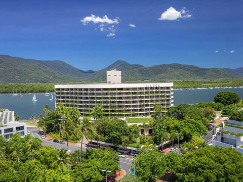 Hilton Cairns - Dalby Accommodation 2
