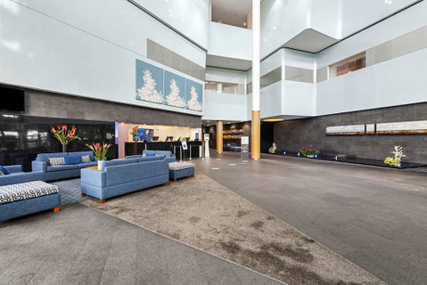 Shangri-La Hotel, The Marina - Dalby Accommodation 2