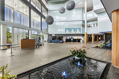 Shangri-La Hotel, The Marina - Dalby Accommodation 3