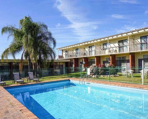 Redhill Tamworth Motor Inn - Dalby Accommodation 0