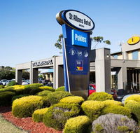 Nightcap at St Albans Hotel