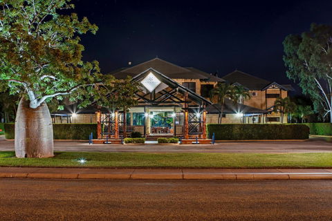 Blue Seas Resort - Dalby Accommodation 0