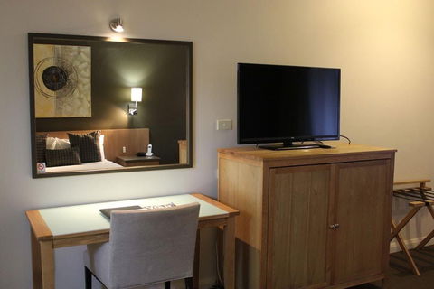 Swan Hill Resort - Dalby Accommodation 2