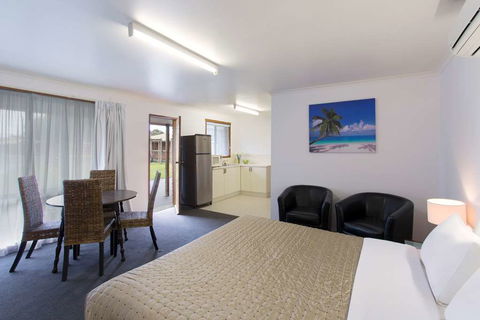 Best Western Colonial Village Motel - Dalby Accommodation 1
