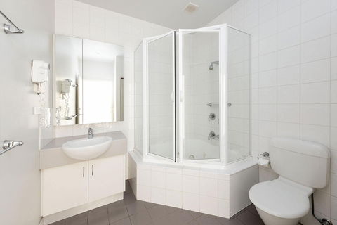 Lady Bay Resort - Dalby Accommodation 2