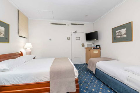 Castlereagh Boutique Hotel, Ascend - Dalby Accommodation 2
