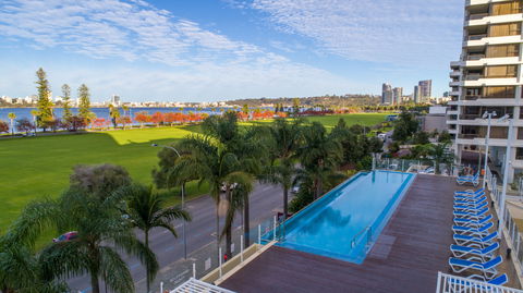 Crowne Plaza Perth - Dalby Accommodation 0