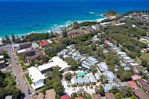 Club Wyndham Flynns Beach-Trademark Coll - Dalby Accommodation 0