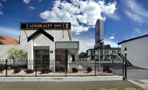 Admiralty Inn - Dalby Accommodation 0