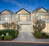 Quest Sanctuary Lakes