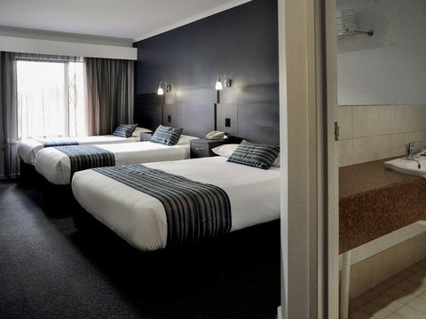 Ibis Styles Adelaide Manor - Dalby Accommodation 1