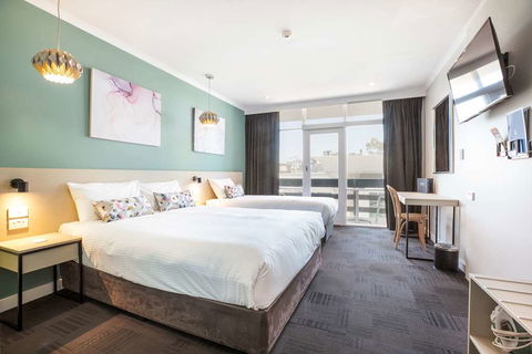 Watermark Glenelg - Dalby Accommodation 2
