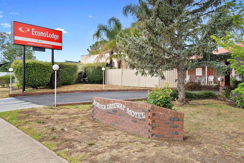 Econo Lodge Border Gateway Wodonga - Dalby Accommodation 1