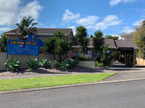 Anchor Belle Motel - Dalby Accommodation 0
