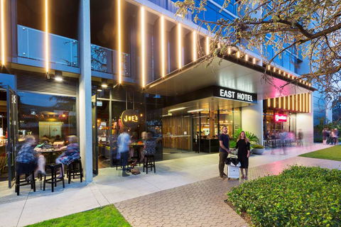 East Hotel - Dalby Accommodation 1