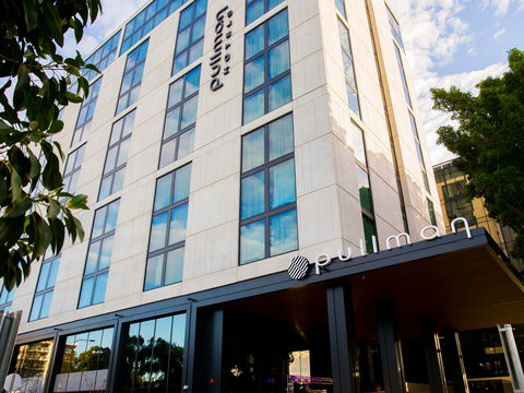 Pullman Sydney Airport Hotel - Dalby Accommodation 0