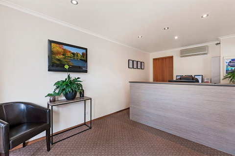 AAt 28 Goldsmith Motel - Dalby Accommodation 1