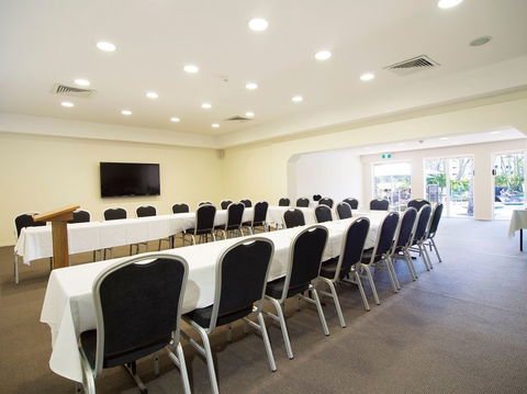 Oaks Oasis, Caloundra - Dalby Accommodation 4