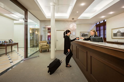 Launceston Central Apartments - Dalby Accommodation 1