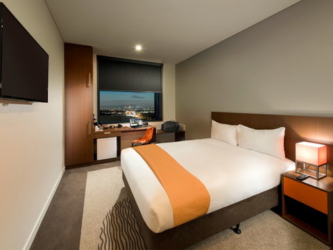 Ibis Brisbane Airport Hotel - Dalby Accommodation 2