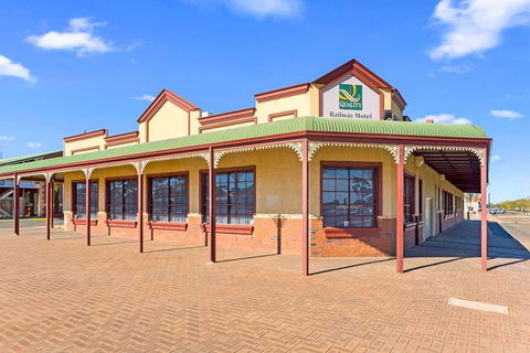 Quality Inn Railway - Dalby Accommodation 1