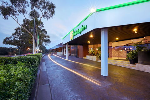 Holiday Inn Warwick Farm - Dalby Accommodation 0