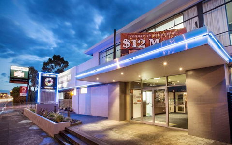 Nightcap at Carlyle Hotel - Dalby Accommodation 0