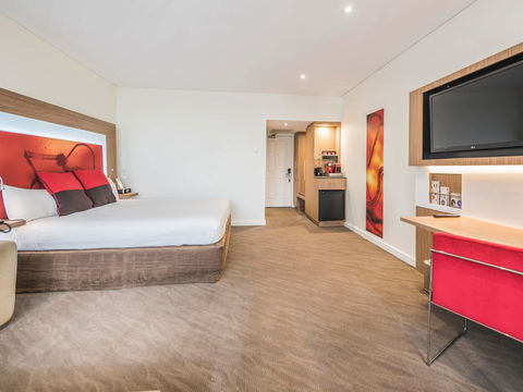 Novotel Sydney Rooty Hill - Dalby Accommodation 2