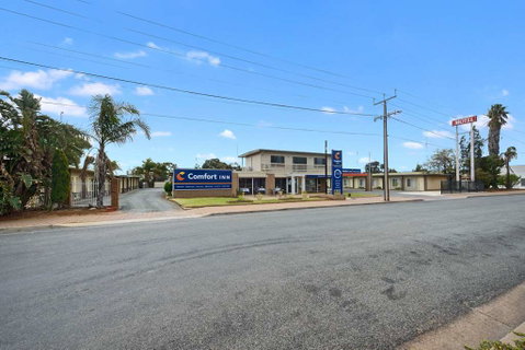Comfort Inn Flinders on Main - Dalby Accommodation 1
